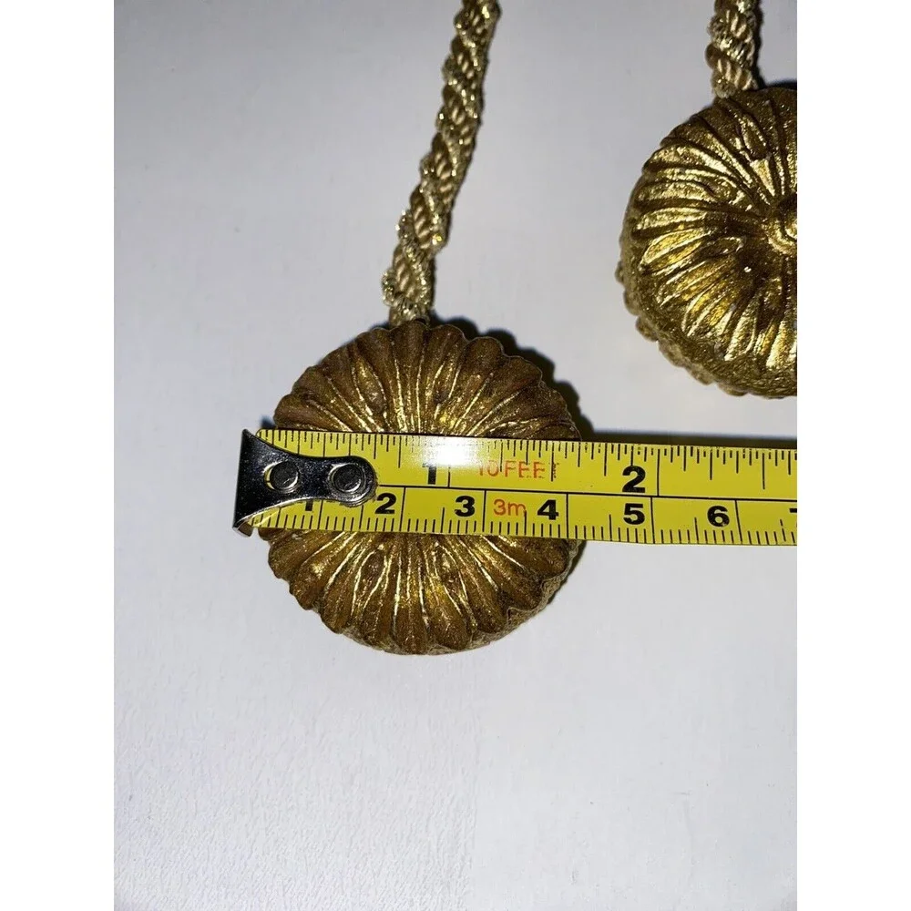 Unbranded curtain tie